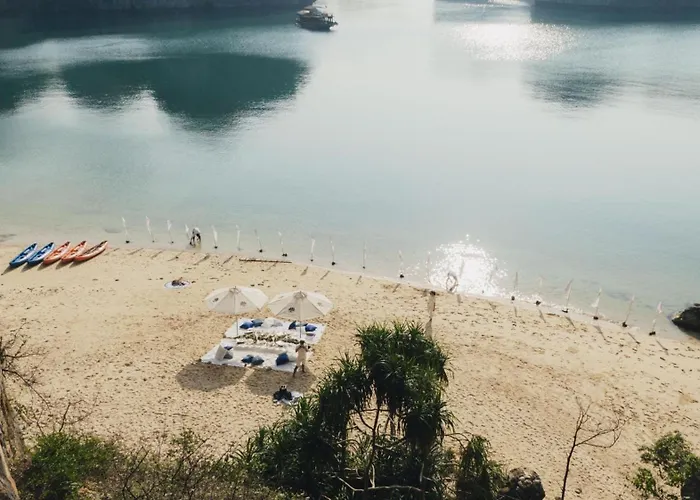 Scarlet Pearl Cruises - Wonder On Lan Ha Bay 5* Hạ Long
