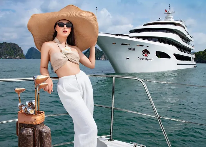 Scarlet Pearl Cruises - Wonder On Lan Ha Bay 5* Hạ Long